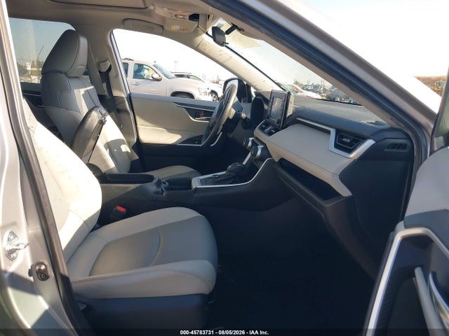 2T3B6RFV8MW028855 Toyota Rav4 Hybrid Xle Premium