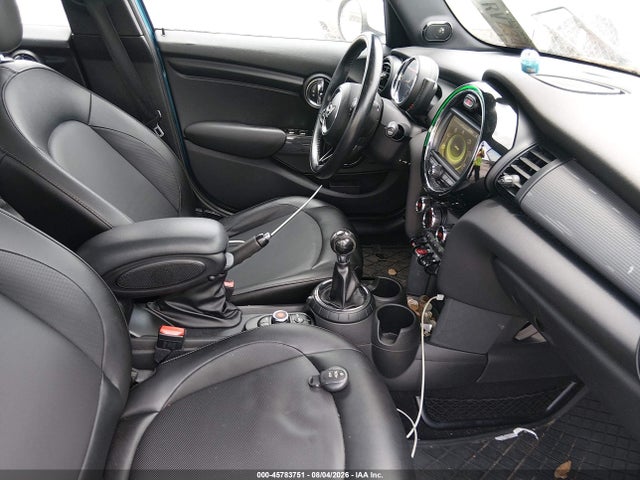 45783751 :رقم المزاد ، WMWXU1C50G2D57547 vin ، 2016 Mini Hardtop Cooper مزاد بيع