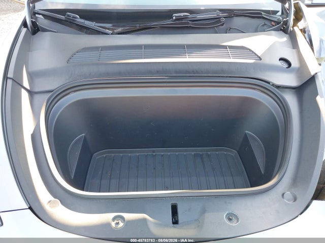 Продаж на аукціоні авто 2025 Tesla Model Y Long Range Dual Motor All-wheel Drive, vin: 7SAYGDEE6SA343720, номер лоту: 45783783