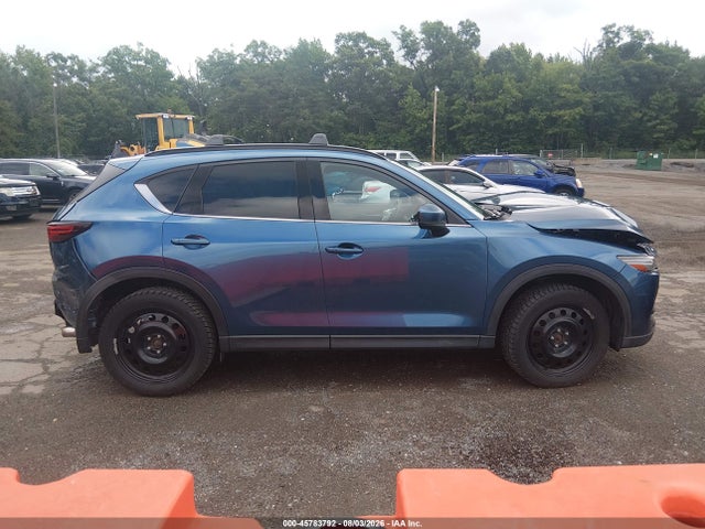 2021 Mazda Cx-5 Signature მანქანა იყიდება აუქციონზე, vin: JM3KFBEY4M0340461, აუქციონის ნომერი: 45783792