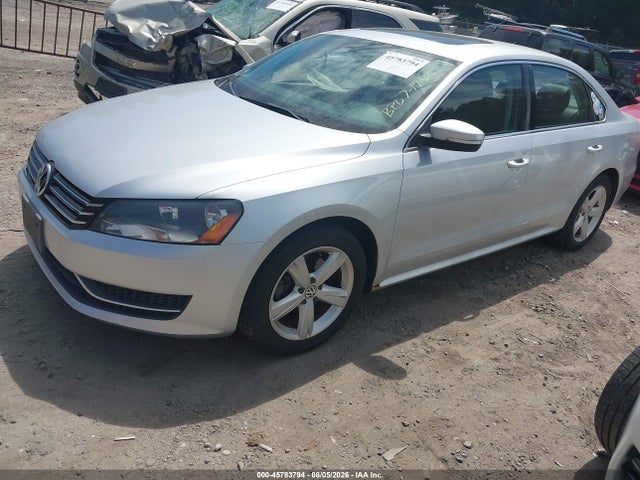 Продажа на аукционе авто 2013 Volkswagen Passat 2.5l Se, vin: 1VWBP7A31DC104083, номер лота: 45783794