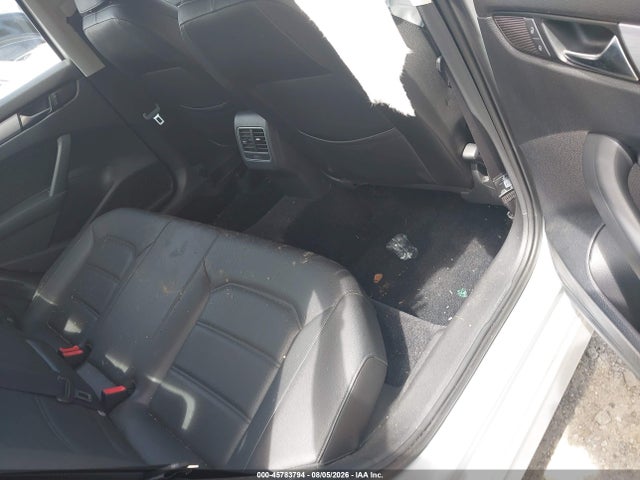 Продажа на аукционе авто 2013 Volkswagen Passat 2.5l Se, vin: 1VWBP7A31DC104083, номер лота: 45783794