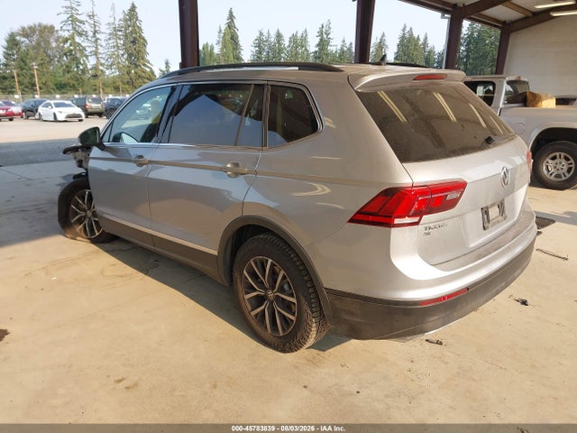 3VV2B7AX8LM104696 Volkswagen Tiguan 2.0t Se/2.0t Se R-line Black/2.0t Sel