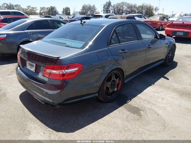 2012 Mercedes-benz E 63 Amg მანქანა იყიდება აუქციონზე, vin: WDDHF7EB5CA524835, აუქციონის ნომერი: 45783842