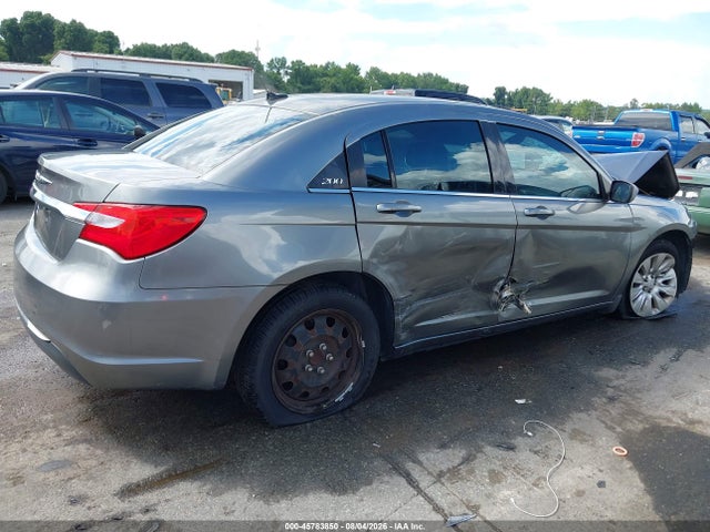 2013 Chrysler 200 Lx მანქანა იყიდება აუქციონზე, vin: 1C3CCBAB3DN735052, აუქციონის ნომერი: 45783850