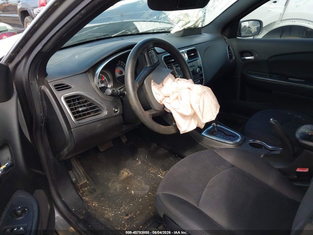 2013 Chrysler 200 Lx მანქანა იყიდება აუქციონზე, vin: 1C3CCBAB3DN735052, აუქციონის ნომერი: 45783850