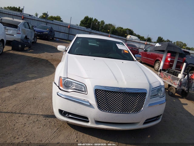 Продажа на аукционе авто 2014 Chrysler 300, vin: 2C3CCAAG7EH216439, номер лота: 45783914