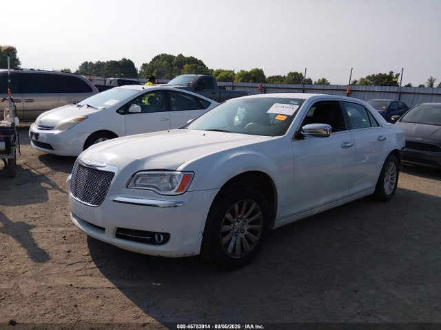 Продажа на аукционе авто 2014 Chrysler 300, vin: 2C3CCAAG7EH216439, номер лота: 45783914