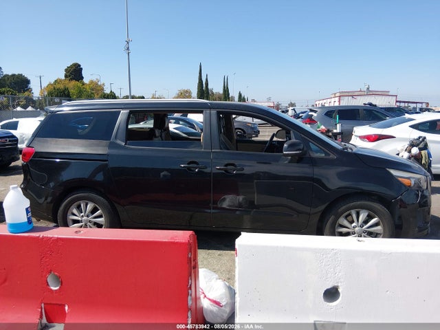KIA SEDONA LX 2016 KNDMB5C15G6215006 Image 13