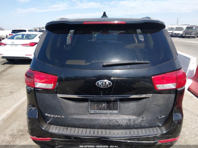 KIA SEDONA LX 2016 KNDMB5C15G6215006 Image 16