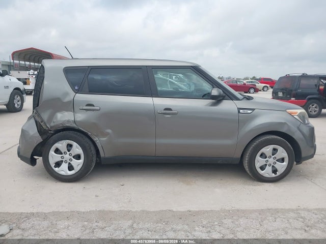 KIA Soul 2015 KNDJN2A29F7154966 Image 13
