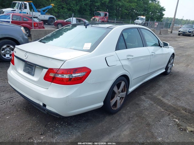 45783962 :رقم المزاد ، WDDHF5GB8BA293641 vin ، 2011 Mercedes-benz E 350 مزاد بيع