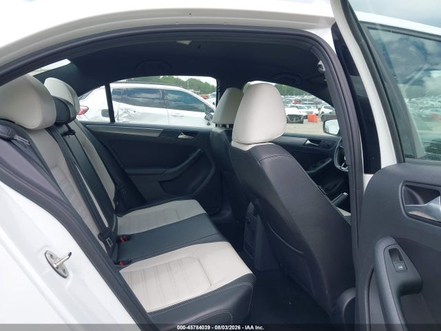 2016 Volkswagen Jetta 1.8t Sport მანქანა იყიდება აუქციონზე, vin: 3VWD17AJ9GM236889, აუქციონის ნომერი: 45784039