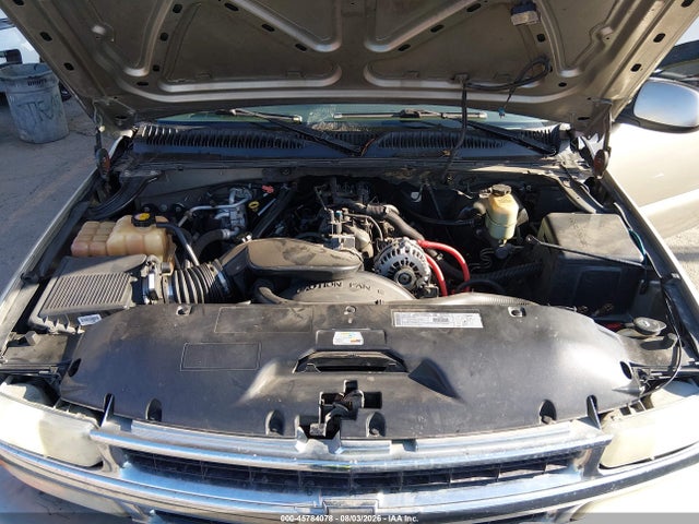 Продажа на аукционе авто 2000 Chevrolet Tahoe All New Lt, vin: 1GNEC13T4YJ186549, номер лота: 45784078