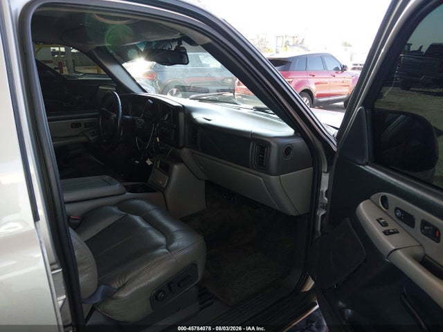 Продажа на аукционе авто 2000 Chevrolet Tahoe All New Lt, vin: 1GNEC13T4YJ186549, номер лота: 45784078