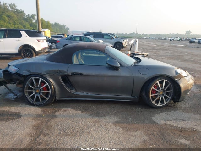 45784094 :رقم المزاد ، WP0CA2A89KS210310 vin ، 2019 Porsche 718 Boxster مزاد بيع