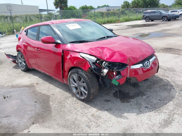 Auction sale of the 2017 Hyundai Veloster, vin: KMHTC6AD2HU316699, lot number: 45784122