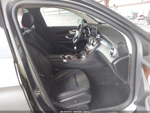 45784159 :رقم المزاد ، WDC0G4KBXJV036231 vin ، 2018 Mercedes-benz Glc 300 4matic مزاد بيع