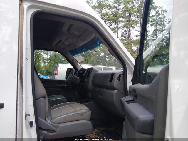 45784168 :رقم المزاد ، 1N6BF0LY5JN816812 vin ، 2018 Nissan Nv Cargo Nv2500 Hd S V6 مزاد بيع