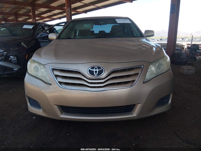 45784208 :رقم المزاد ، 4T1BF3EK0BU615416 vin ، 2011 Toyota Camry Le مزاد بيع