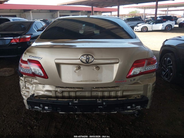 45784208 :رقم المزاد ، 4T1BF3EK0BU615416 vin ، 2011 Toyota Camry Le مزاد بيع