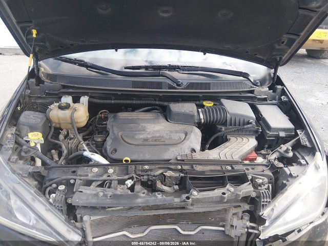 45784242 :رقم المزاد ، 2C4RC1BG1LR110631 vin ، 2020 Chrysler Pacifica Touring L مزاد بيع