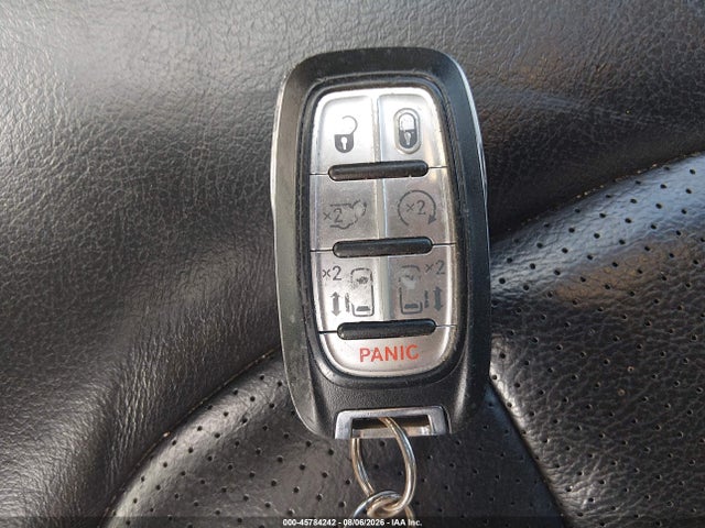 45784242 :رقم المزاد ، 2C4RC1BG1LR110631 vin ، 2020 Chrysler Pacifica Touring L مزاد بيع