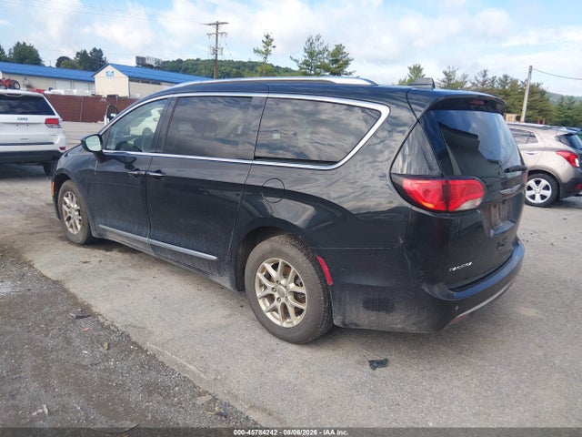 45784242 :رقم المزاد ، 2C4RC1BG1LR110631 vin ، 2020 Chrysler Pacifica Touring L مزاد بيع
