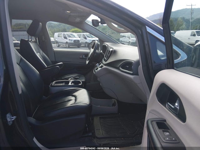 45784242 :رقم المزاد ، 2C4RC1BG1LR110631 vin ، 2020 Chrysler Pacifica Touring L مزاد بيع