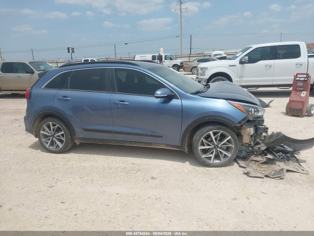 45784244 :رقم المزاد ، KNDCC3LC8N5515740 vin ، 2022 Kia Niro Touring Se مزاد بيع