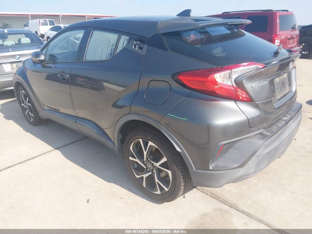 NMTKHMBX8JR021095 Toyota C-HR XLE