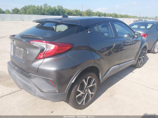 NMTKHMBX8JR021095 Toyota C-HR XLE