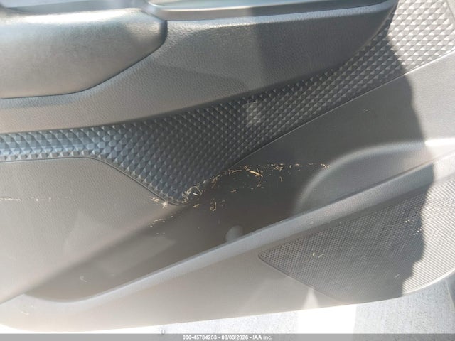 NMTKHMBX8JR021095 Toyota C-HR XLE