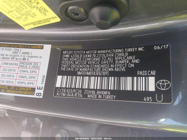 NMTKHMBX8JR021095 Toyota C-HR XLE