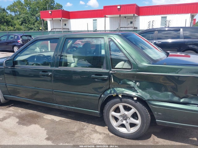 45784259 :رقم المزاد ، YV1LS5675W3525047 vin ، 1998 Volvo S70 Glt مزاد بيع