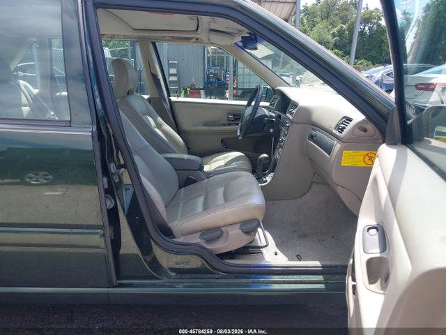 45784259 :رقم المزاد ، YV1LS5675W3525047 vin ، 1998 Volvo S70 Glt مزاد بيع