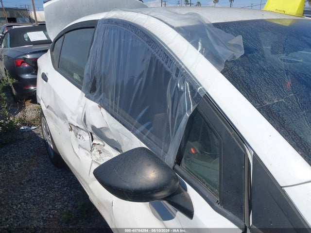 3N1CN8DV5ML880756 Nissan Versa S Xtronic Cvt