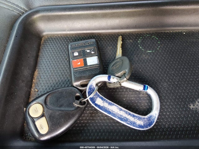 2004 Chevrolet Silverado 2500hd Ls მანქანა იყიდება აუქციონზე, vin: 1GCHC23214F249638, აუქციონის ნომერი: 45784309