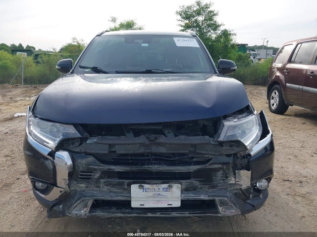 2020 Mitsubishi Outlander Le 2.4/se 2.4/sel 2.4/sp 2.4 მანქანა იყიდება აუქციონზე, vin: JA4AD3A3XLZ036713, აუქციონის ნომერი: 45784317