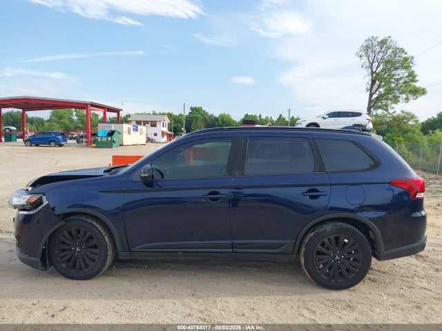 2020 Mitsubishi Outlander Le 2.4/se 2.4/sel 2.4/sp 2.4 მანქანა იყიდება აუქციონზე, vin: JA4AD3A3XLZ036713, აუქციონის ნომერი: 45784317