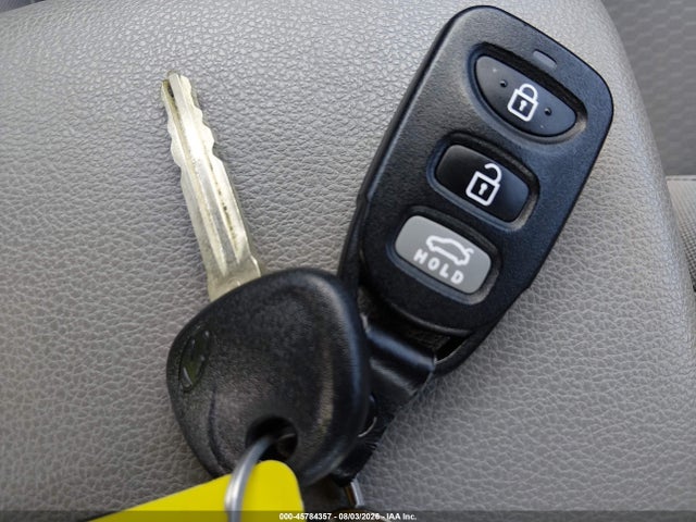 Продажа на аукционе авто 2020 Hyundai Elantra Se, vin: 5NPD74LF5LH618202, номер лота: 45784357