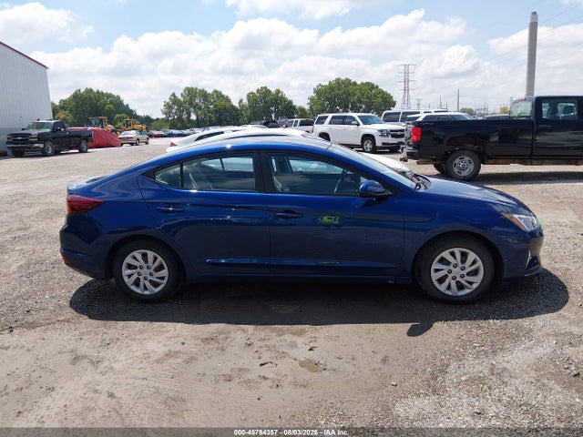 Продажа на аукционе авто 2020 Hyundai Elantra Se, vin: 5NPD74LF5LH618202, номер лота: 45784357