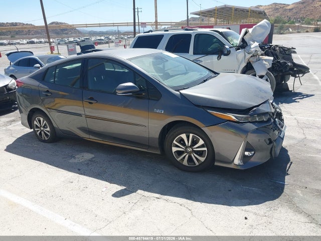 Toyota Prius Prime Advanced 2017 JTDKARFP8H3021025 Image 13