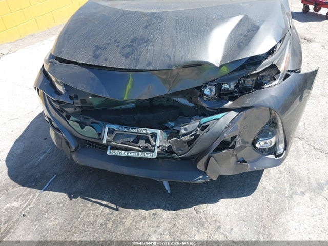 Toyota Prius Prime Advanced 2017 JTDKARFP8H3021025 Image 6
