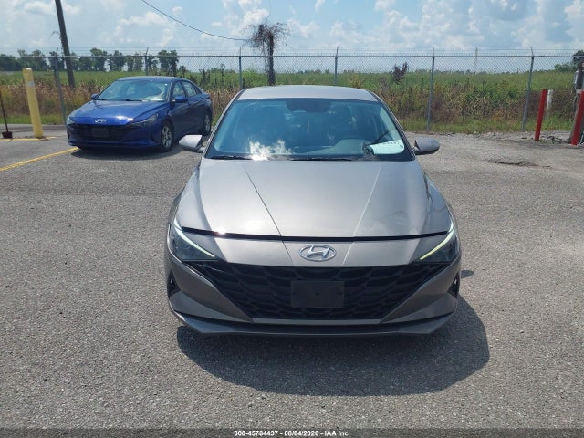 KMHLL4AGXPU554331 Hyundai ELANTRA SE