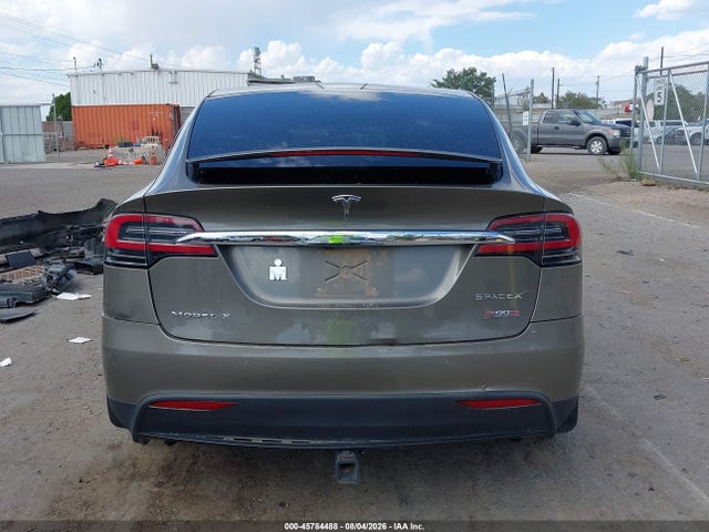 Tesla Model X 75d/p100d/p90d 2016 5YJXCBE4XGF002993 Image 16