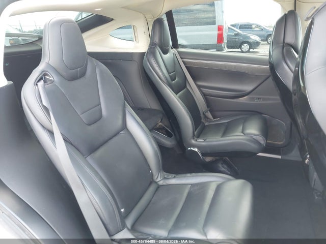 Tesla Model X 75d/p100d/p90d 2016 5YJXCBE4XGF002993 Image 8