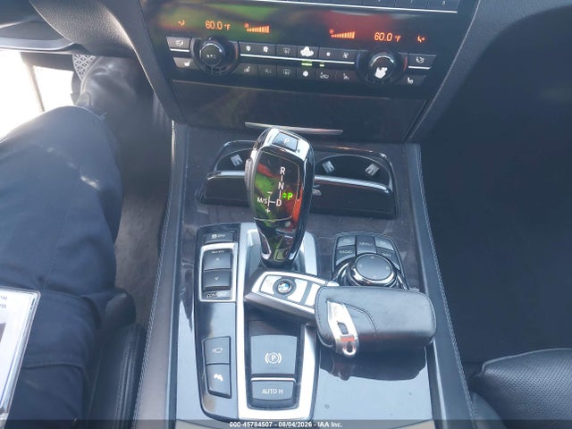 2011 Bmw 750li მანქანა იყიდება აუქციონზე, vin: WBAKB8C51BC851599, აუქციონის ნომერი: 45784507