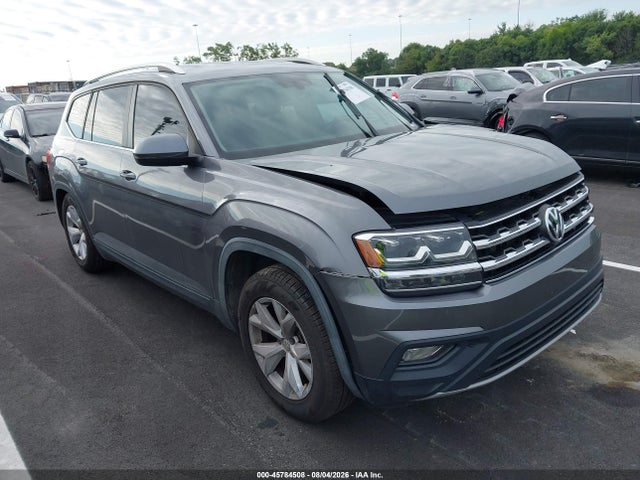 2018 Volkswagen Atlas 3.6l V6 Se მანქანა იყიდება აუქციონზე, vin: 1V2CR2CA5JC525802, აუქციონის ნომერი: 45784508