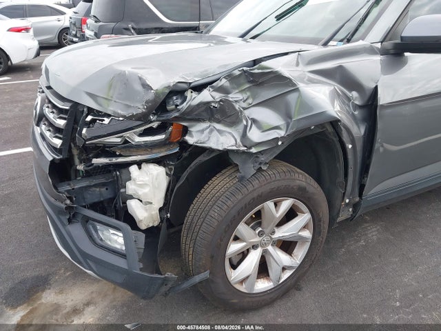 2018 Volkswagen Atlas 3.6l V6 Se მანქანა იყიდება აუქციონზე, vin: 1V2CR2CA5JC525802, აუქციონის ნომერი: 45784508